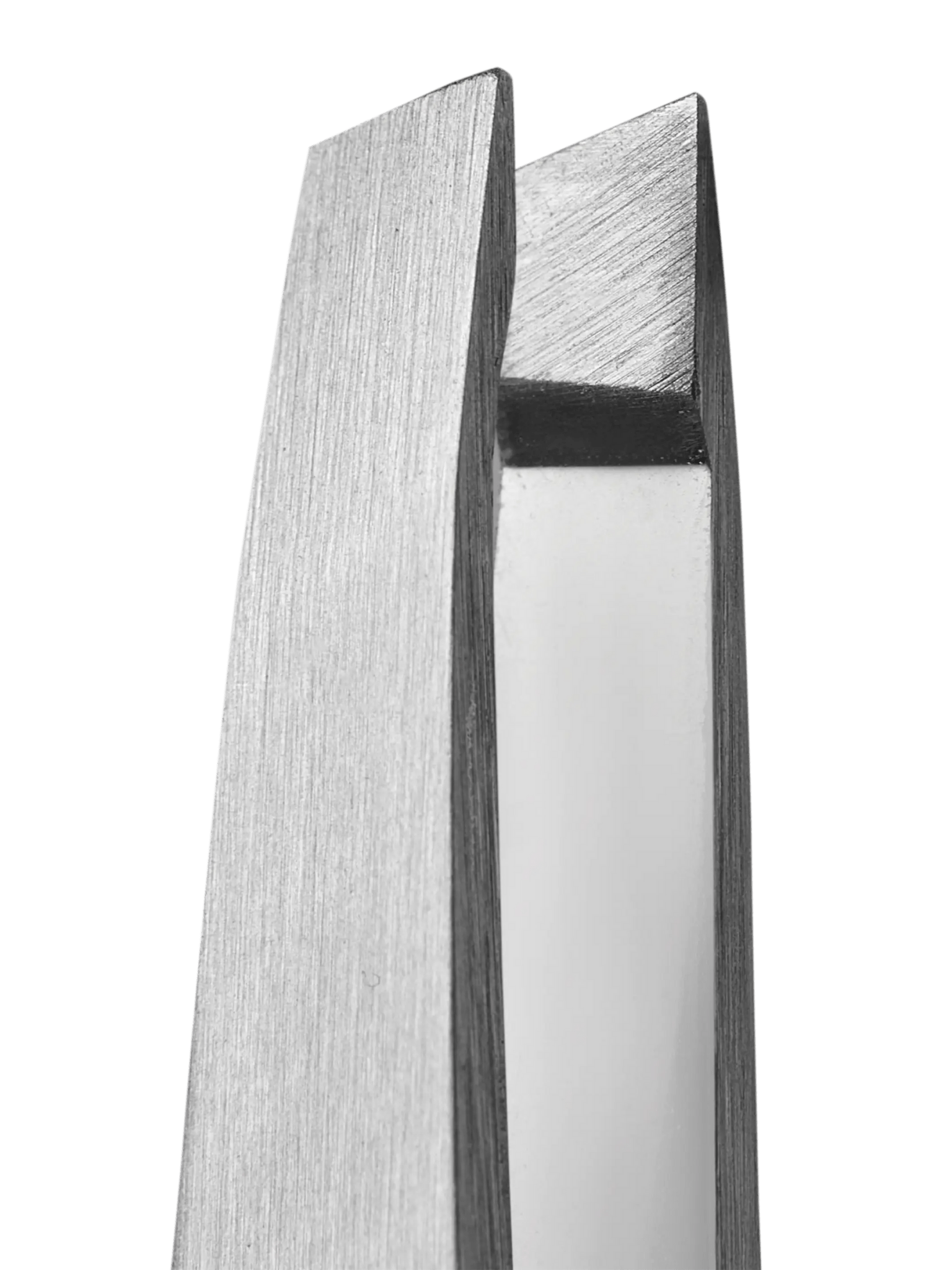 InLei® abgewinkelte Pinzette für Augenbrauen - Inlei Germany